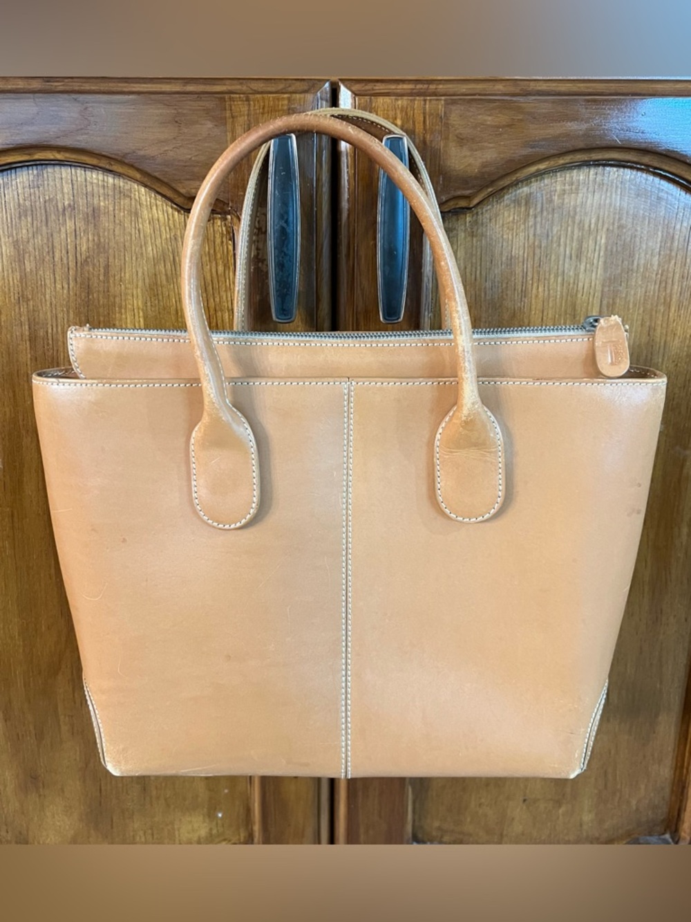 Tod's Camel Natural Leather Double Handle Small Handbag/Tote Bag! - Picture 3 of 14